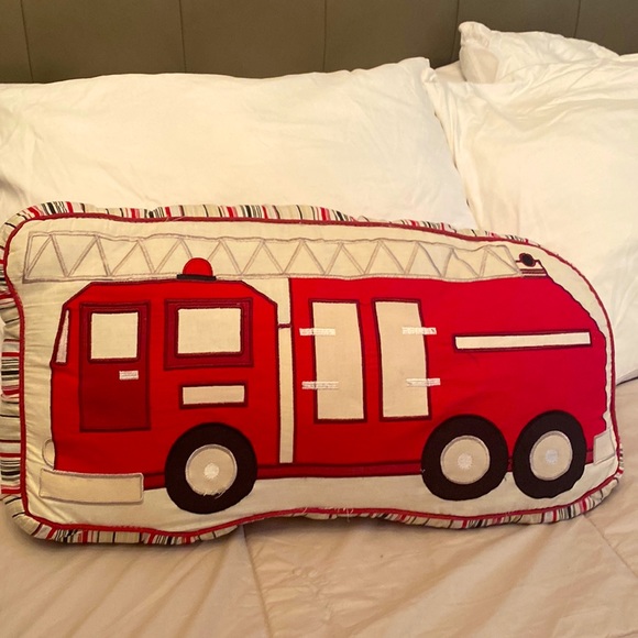 Fire truck pillow - Picture 1 of 4